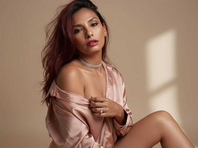 RoxanneMooree's photo