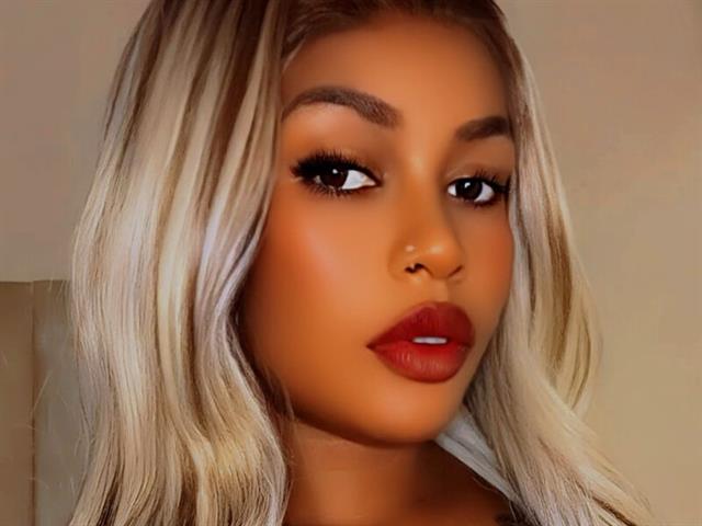 VivianArnault's photo