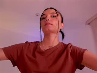 ANABEL WOLF