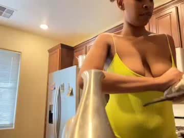 cum2charmxx Profile Picture