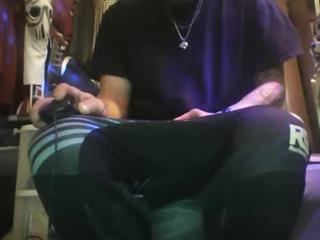 LeoCoxxx